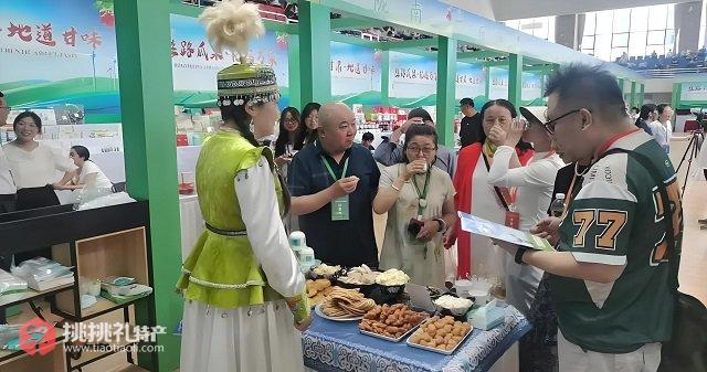从牧场到餐桌，阿克塞让民族特产出圈-图3