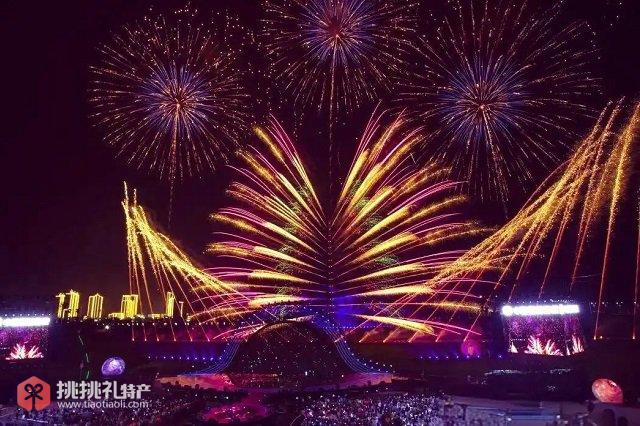 图为“上栗花炮”