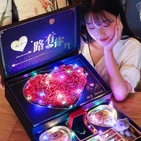 七夕情人节礼物德芙巧克力礼盒装适合男生送女友表白