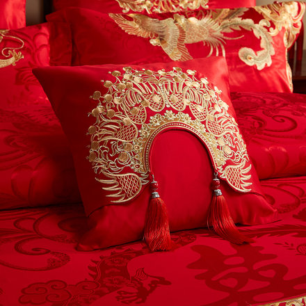 婚礼嫁妆红色抱枕喜庆枕头靠垫结婚陪嫁送礼婚房装饰