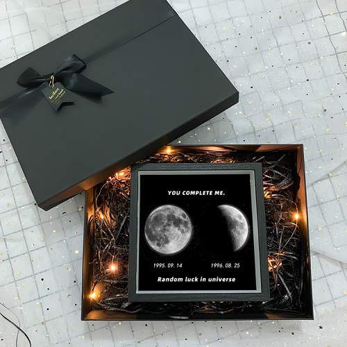 送闺蜜的生日礼物推荐1：定制月球相框
