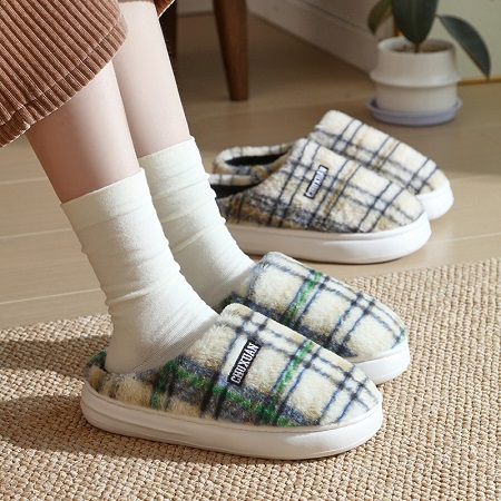 冬季毛绒棉拖鞋 复古格纹保暖情侣款